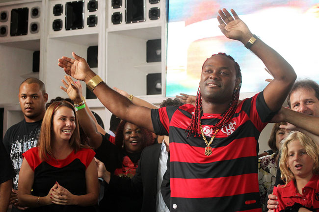 Vagner Love, atacante do Flamengo (foto: Maurício Val/VIPCOMM)