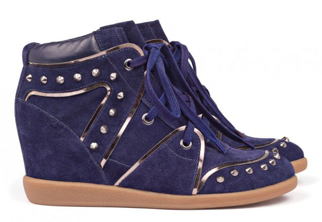 Sneakers com salto (reprodução)